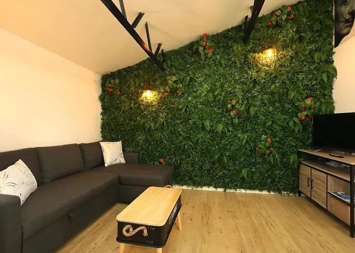 Original Loft * Bages (Pyrenees-Orientales)